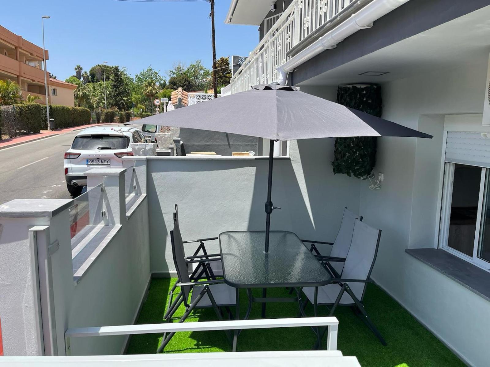 Villa Amir Fuengirola Exterior foto